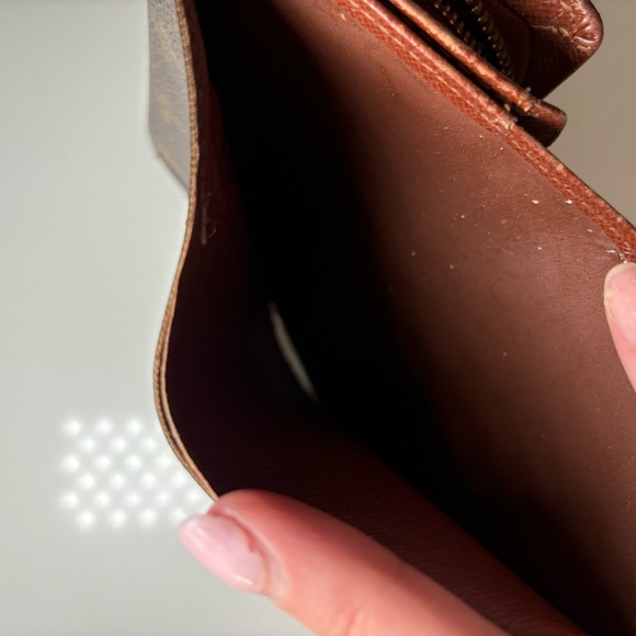 Louis Vuitton Monogram Wallet - Used - Picture 12 of 12